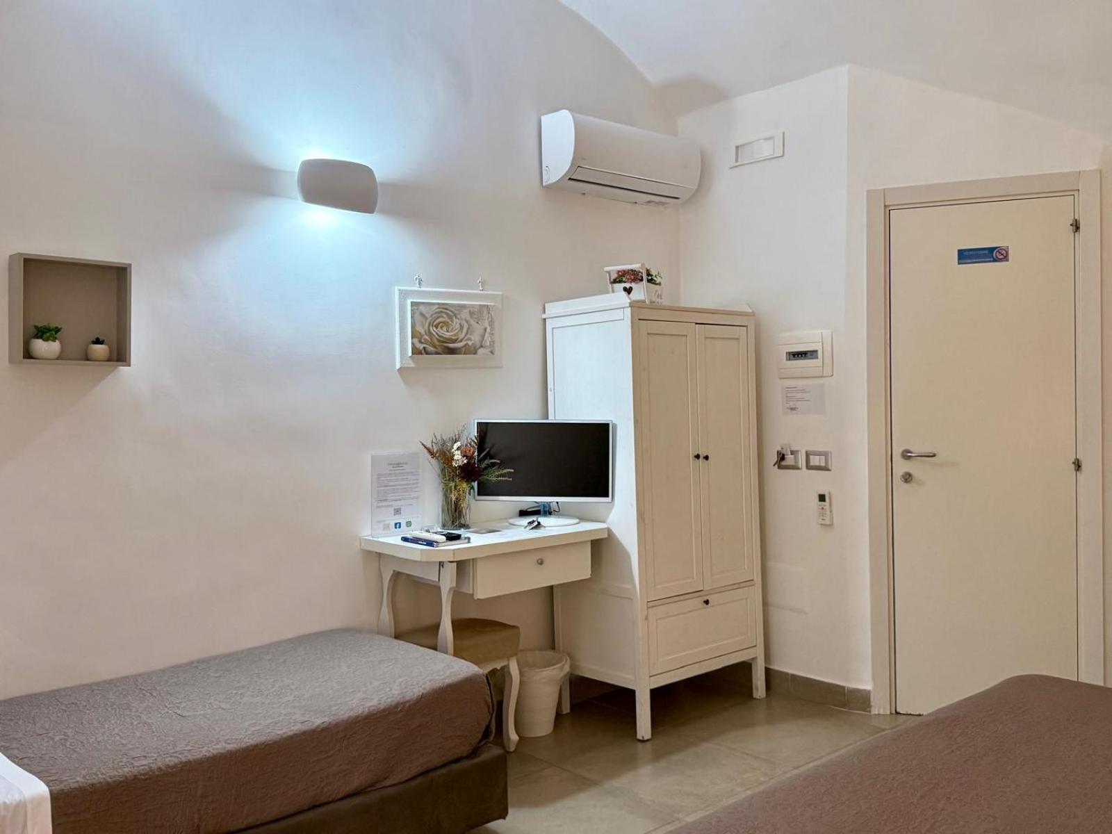 Chiaia Suites Napoli Rom bilde